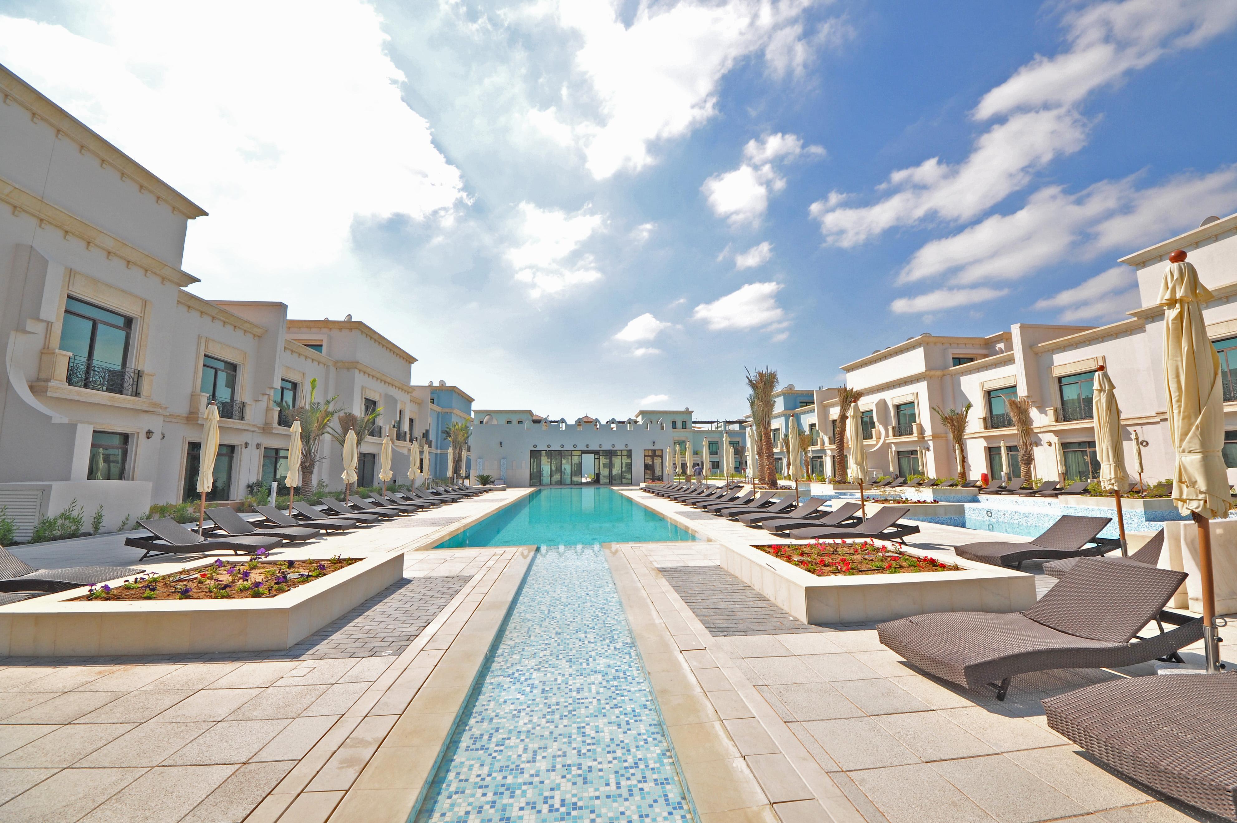 Andalus Al Seef Resort & Spa Абу-Даби Экстерьер фото